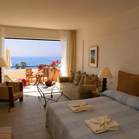 Feriested Azia & Spa Paphos