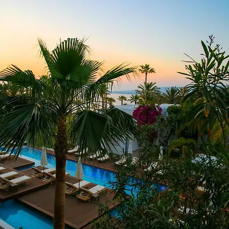 Azia & 5* Pafos